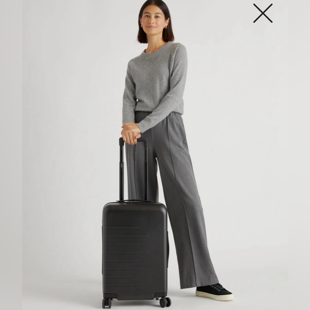 BRAND NEW! Quince Small Carry On Suitcase Black